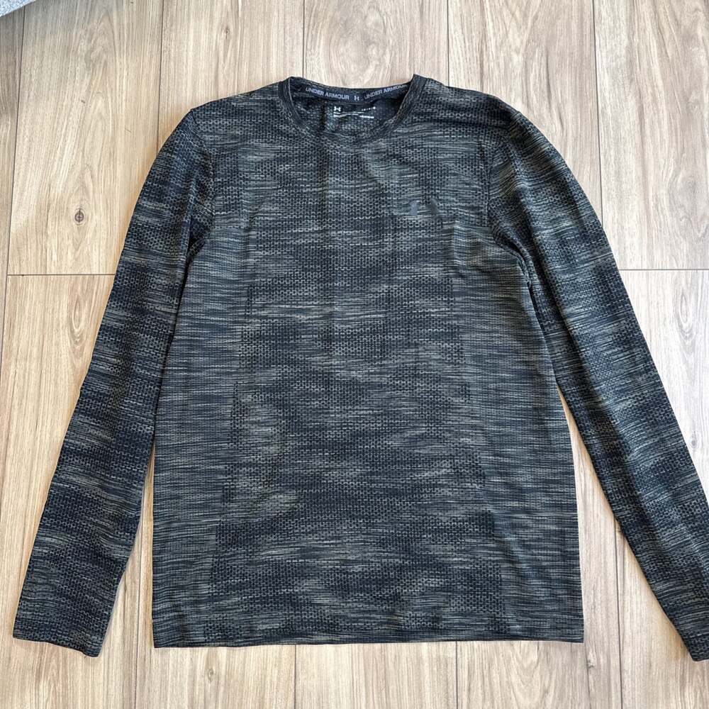 Under Armour Men L Black Marled Knit Crew Neck Long Sleeve Fitted shirt HEATGEAR